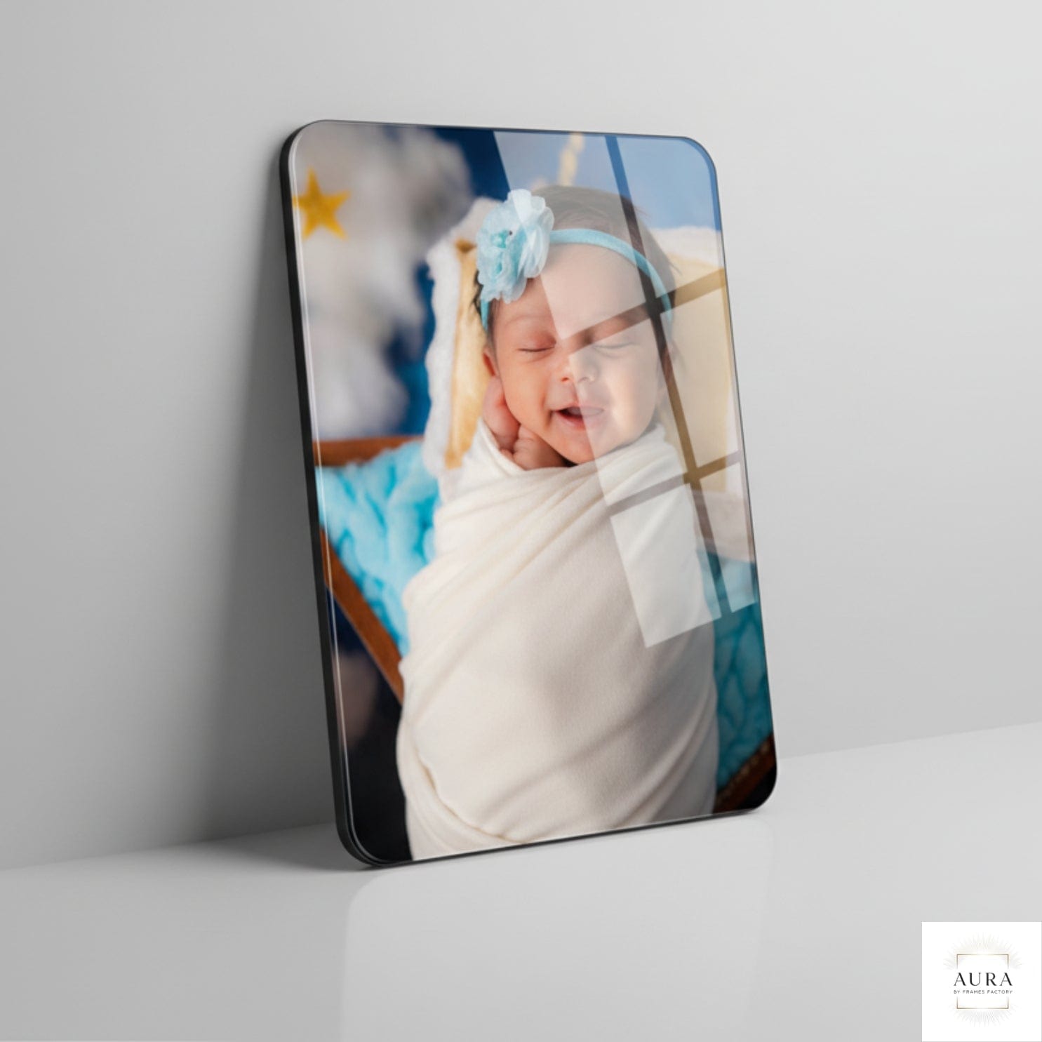 Aura Premium Acrylic Photo Frame